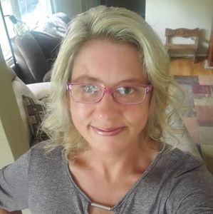 Meet your Posher, Kellie